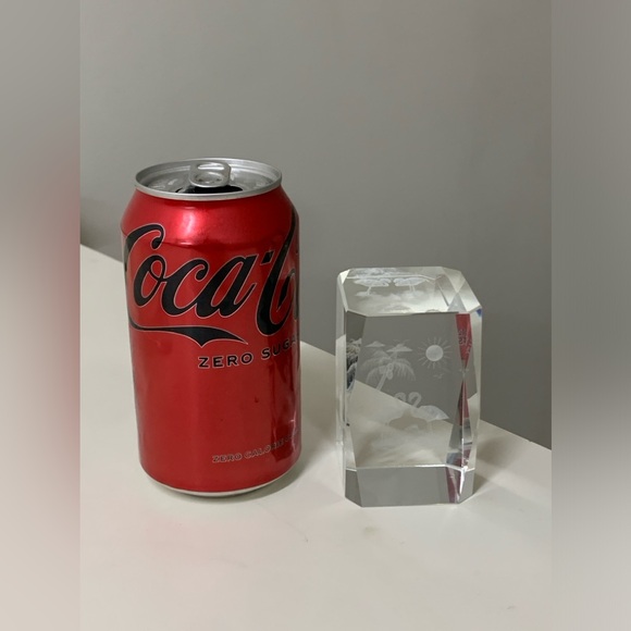 Solid Lead Crystal Laser Etched 3D Holographic Tropical Beach Scene Paperweight - Picture 13 of 16